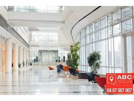 location bureaux 1 619 m²