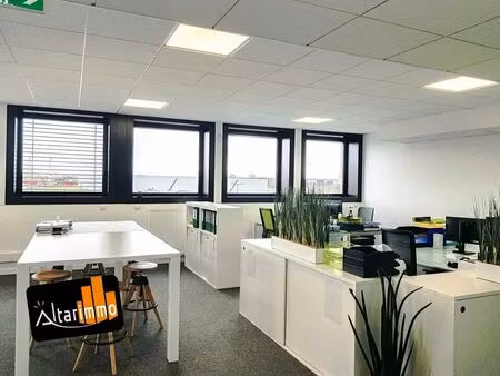location bureaux 244 m² à 465 m²