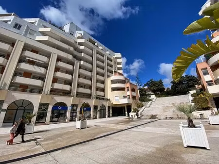 nice-rue de france  3 pièces de 47 m² avec terrasse et cave