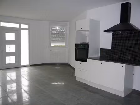 à louer appartement 87 m² – 960 € |villers-la-montagne