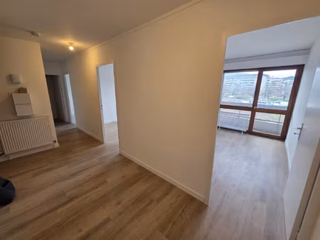 achat local professionnel 47m² annemasse 74100