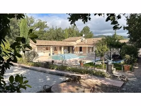 maison t5 (151 m2) à vendre à forcalqueiret