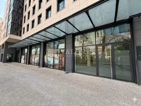 location local commercial 275m² lyon 3ème