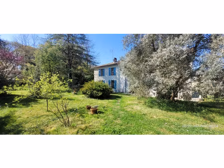 maison charentaise de 218 m² habitable