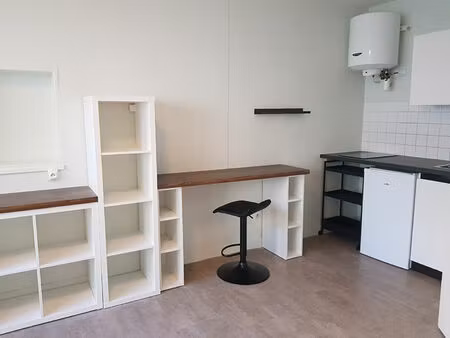 à louer - studio semi meublé - rue basse caen