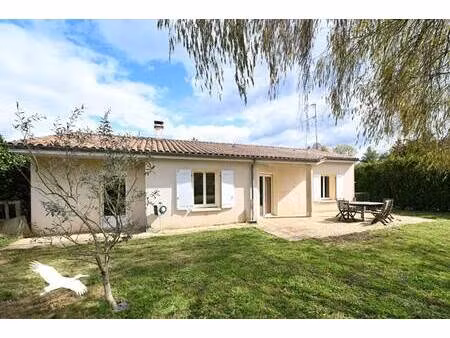 vente maison 4 pièces 89 m² la rochefoucauld-en-angoumois (16110)