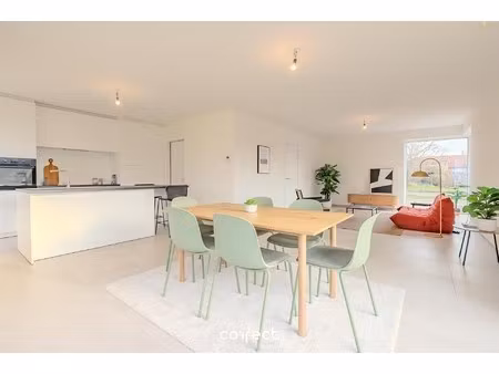 instapklare nieuwbouwwoning met 3 slpkrs en tuin.