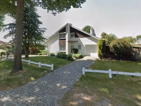 mooi gelegen gezinswoning