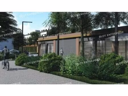 location bureaux 147 m²