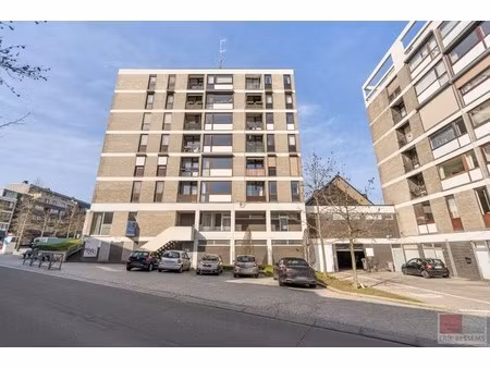 leuk en verzorgd handelspand met potentie!