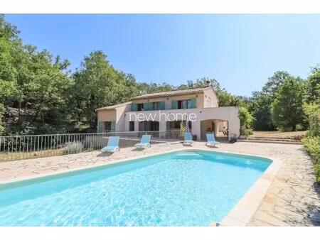 maison de luxe à vendre à saint-paul-en-forêt : 699 000 € | 190m²