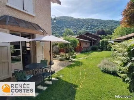 propriété en viager 6 pièces 185 m²