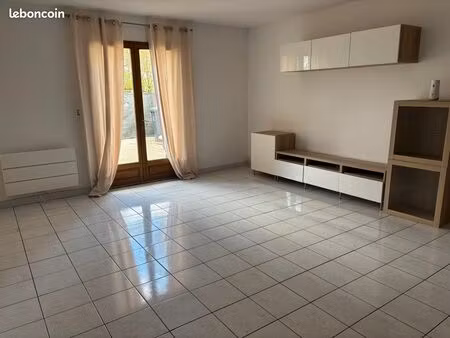 appartement t3 avec bureau et jardin