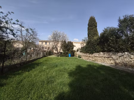 maison vigneronne r+2 de 230m2 avec garage de 120m2 et jardin de 400m2