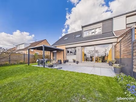 maison 6 pièces 109 m²