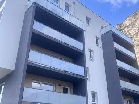 appartement - 4 pièces - confluence