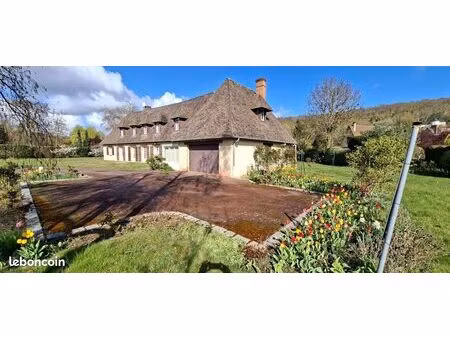 propriété 8 pièces 230 m²