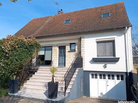 maison 6 pièces 148 m²