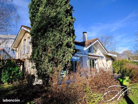 maison 5 pièces 136 m²