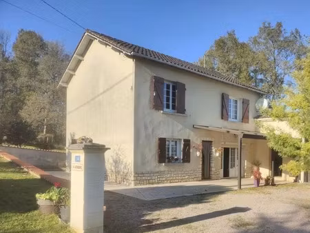 vente maison 9 pièces 135 m² à villars (24530)  244 000 €