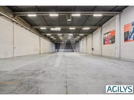 location entrepôt 485 m²