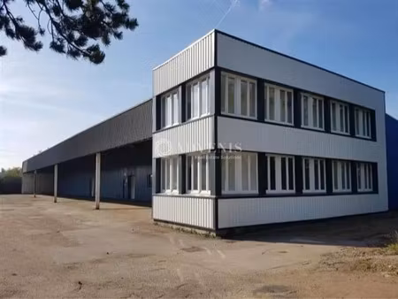 location entrepôt coignieres 78310 5027m²