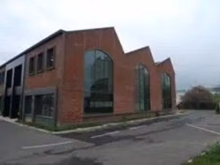 location entrepôt 1 260 m²