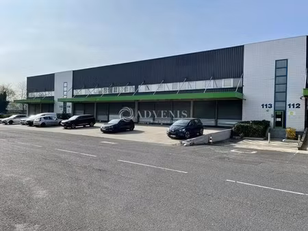 location entrepôt 1 158 m²