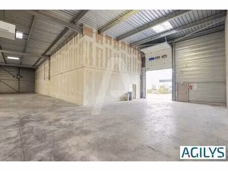 location entrepôt lisses 91090 1148m²