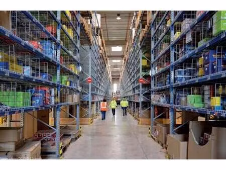 location entrepôt 6 620 m²