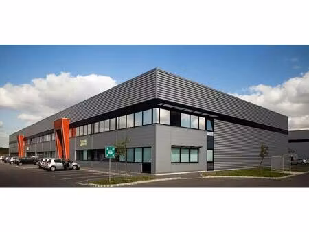 location entrepôt moissy cramayel 77550 3035m²