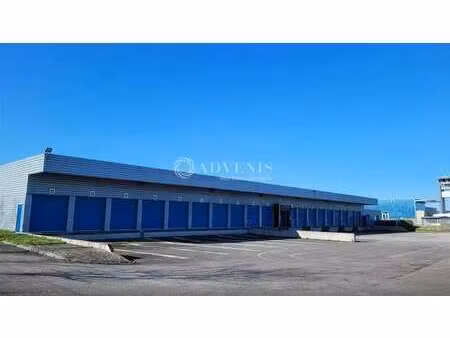 location entrepôt saint aignan grandlieu 44860 2082m²