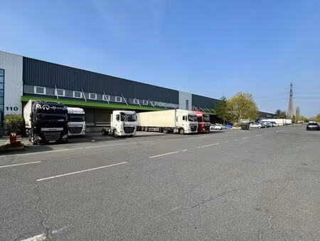 location entrepôt saint ouen l aumone 95310 5913m²