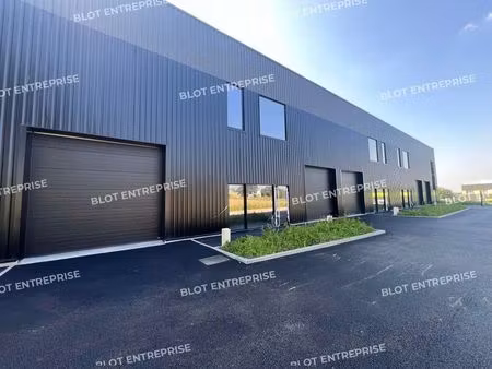 location local d’activités betton 35830 228m²