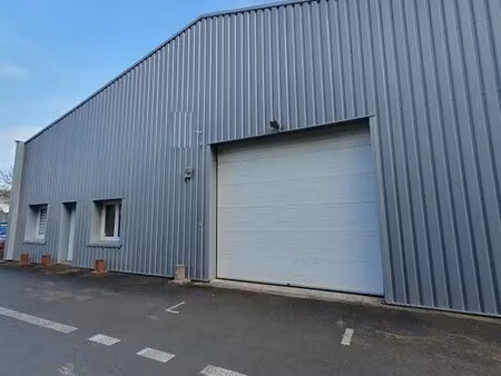 location local d'activités 500 m²