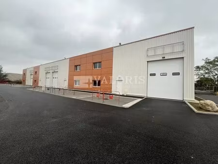 location local d’activités chassieu 69680 286m² à 2109m²