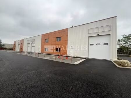 location local d’activités chassieu 69680 286m² à 2109m²