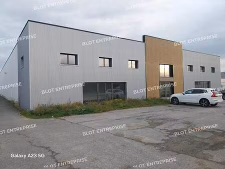 location local d’activités coueron 44220 2620m²