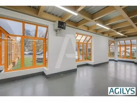 location local d’activités croissy beaubourg 77183 300m² à 1055m²