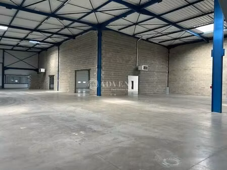 location local d’activités dagneux 01120 2244m²