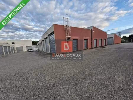 location local d'activités 1 400 m²