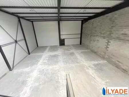 location local d’activités gardanne 13120 493m²