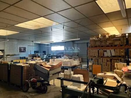 location local d’activités joue les tours 37300 450m²
