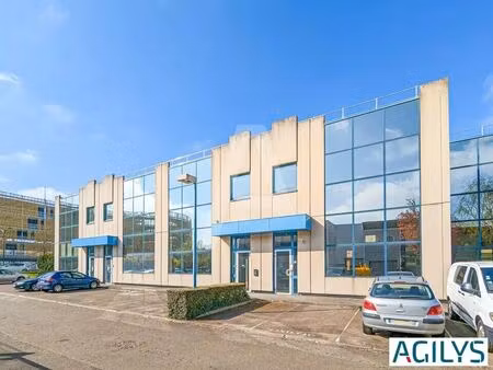 location local d’activités la verriere 78320 218m² à 437m²