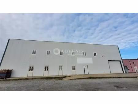 location local d'activités 335 m² à 1 341 m²