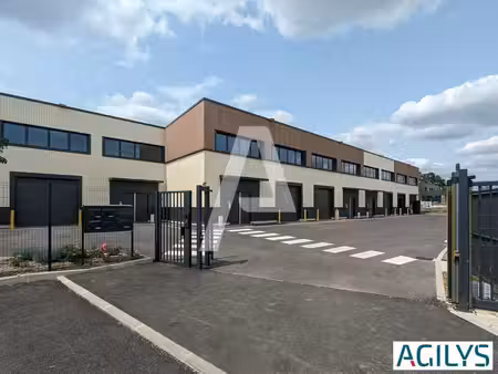 location local d’activités 287m² à 586m²