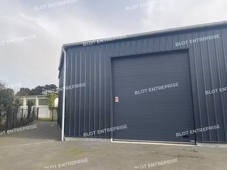 location local d'activités 135 m²