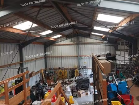 location local d'activités 480 m²