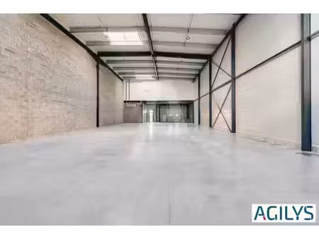 location local d’activités 538m²