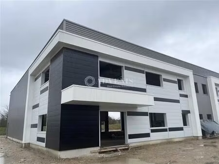 location local d’activités la ville aux dames 37700 455m² à 910m²